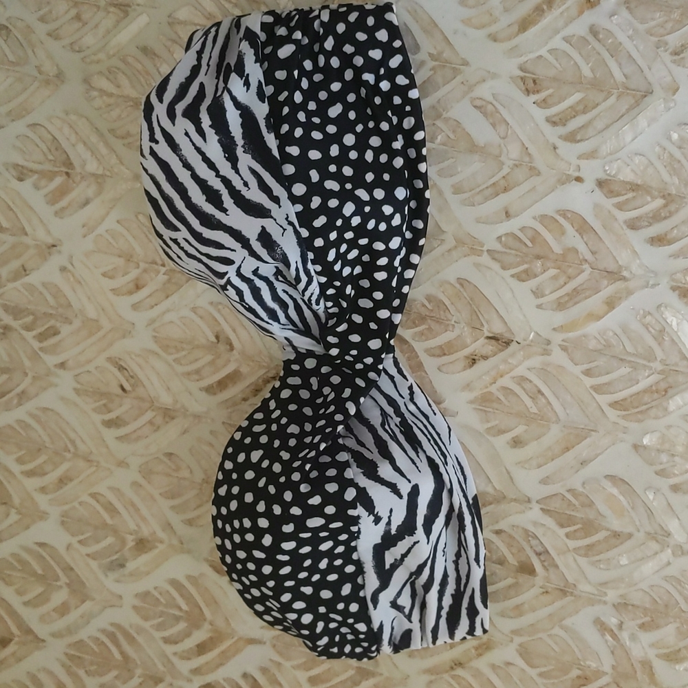 Victoria's Secret Swim Bandeau Top - Picture 2 of 4